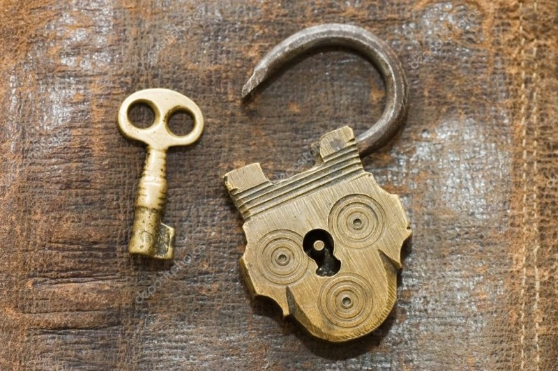 depositphotos_4914161-stock-photo-the-old-lock-and-key.jpg