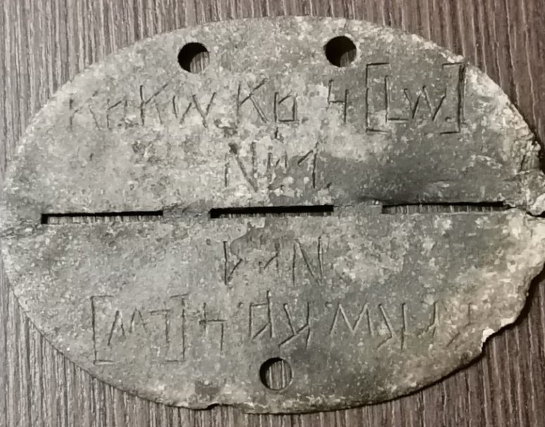 OxAeS65jMTY.jpg