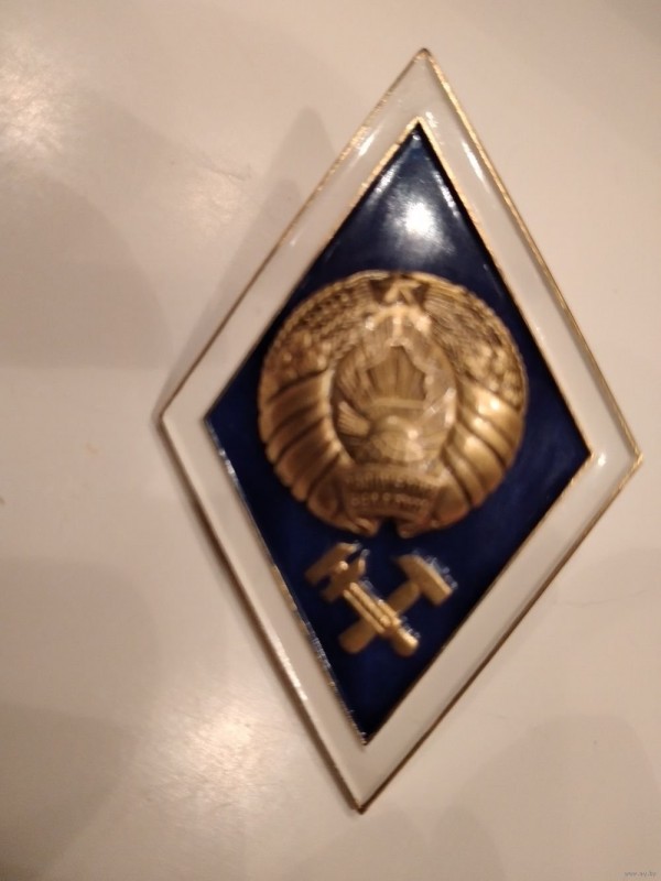5027931120_0.jpg