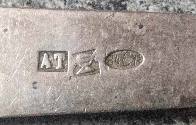 BWD3c28dLt0.jpg