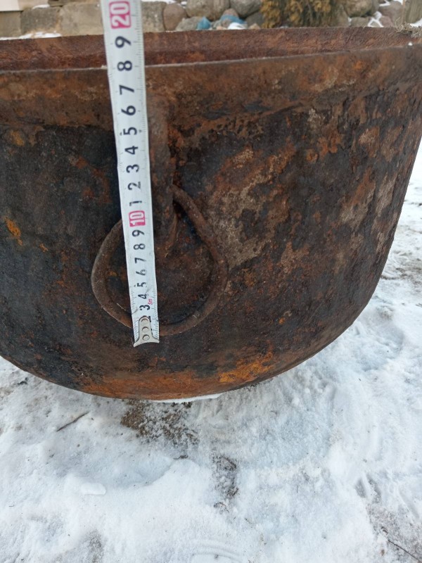 КАЗАН С РОДОВЫМ ЗНАКОМ МАЛЬЦОВ (2).jpg