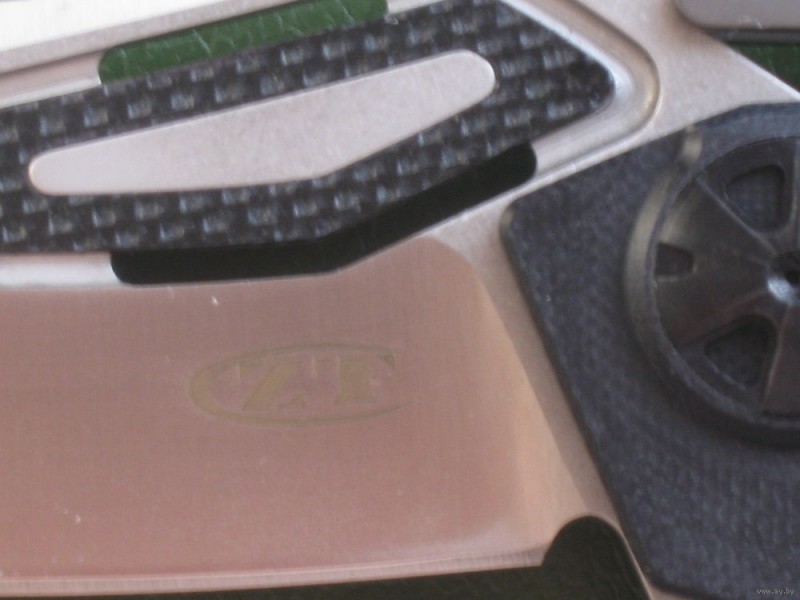 5027683806_5.jpg